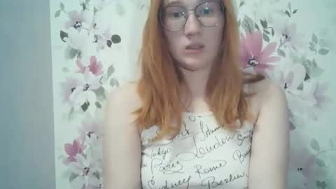 Snapshot of eveliina_shy chatting on 04/26/26, 02:59 Evelina online show from 04/26/26, 02:59
