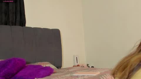 Snapshot of evelin888 chatting on 04/20/26, 09:38 evelin888 online show from 04/20/26, 09:38