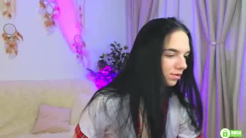 Snapshot of evelin_wow chatting on 02/23/26, 04:26 evelin_wow online show from 02/23/26, 04:26
