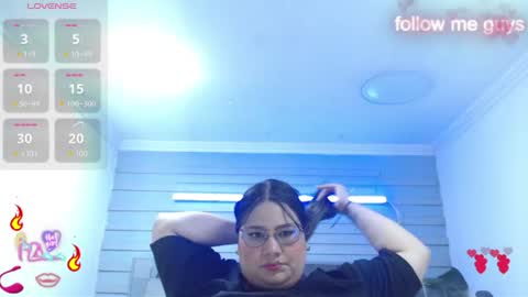 evelin zaens online show from 06/25/26, 05:12