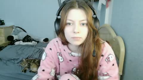 Alice 3 online show from 06/06/26, 10:42