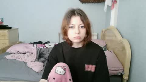 Alice 3 online show from 07/14/26, 09:36