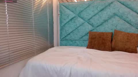 Eveline  online show from 02/27/25, 10:53