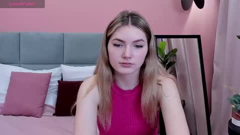 Eveline online show from 03/09/25, 08:51