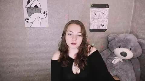 Lydia online show from 10/26/25, 10:36