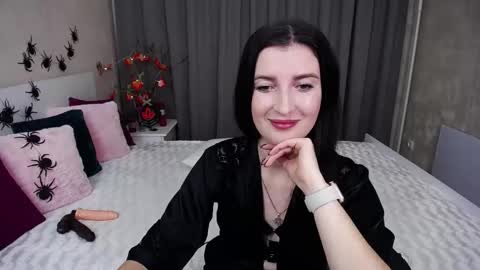 Evelin online show from 10/29/25, 06:37