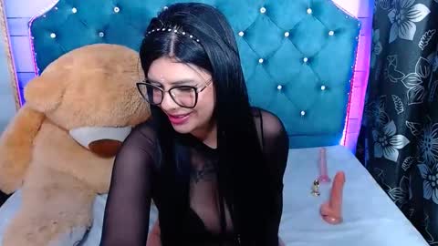 Snapshot of evelingjoyy chatting on 12/30/24, 10:12 evelingjoyy online show from 12/30/24, 10:12