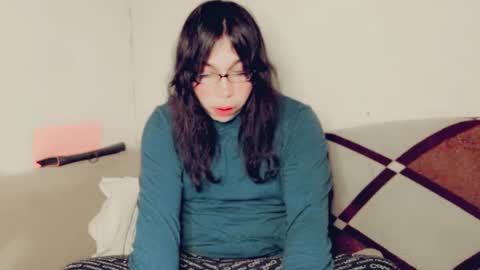 Snapshot of evelyn420521 chatting on 01/14/25, 06:13 evelyn420521 online show from 01/14/25, 06:13