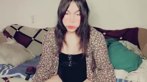 Snapshot of evelyn420521 chatting on 03/02/25, 07:21 evelyn420521 online show from 03/02/25, 07:21