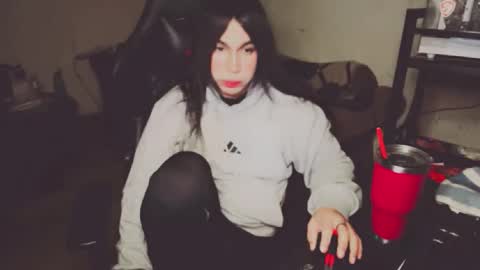 Snapshot of evelyn420521 chatting on 02/19/26, 09:38 evelyn420521 online show from 02/19/26, 09:38