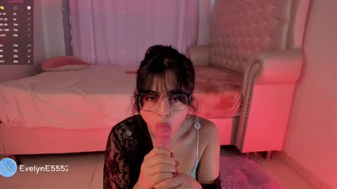 evelyn evelyn online show from 12/13/24, 05:21