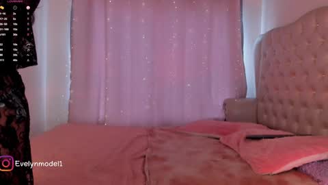 evelyn evelyn online show from 01/11/25, 05:51