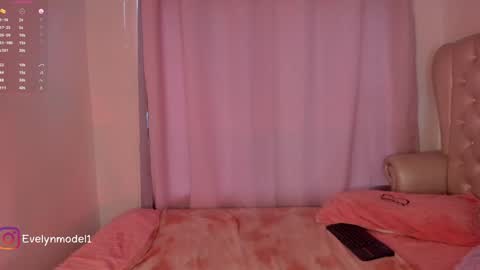 evelyn evelyn online show from 02/06/25, 03:52