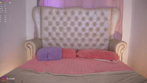 Snapshot of evelyn_evelyn chatting on 03/04/26, 03:40 evelyn evelyn online show from 03/04/26, 03:40