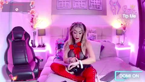 Snapshot of evelynagrey chatting on 02/07/26, 05:55 EvelynaGrey online show from 02/07/26, 05:55