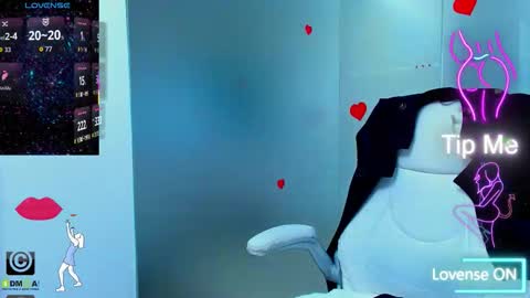 evelyne_rose online show from 10/22/25, 05:08