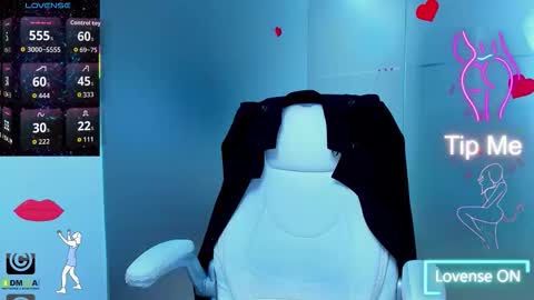 evelyne_rose online show from 10/24/25, 05:04