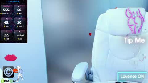 evelyne_rose online show from 07/17/26, 04:08