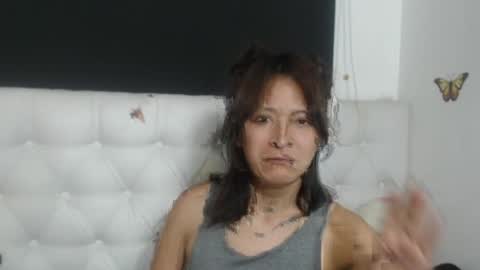 Evelyne online show from 04/09/26, 02:22