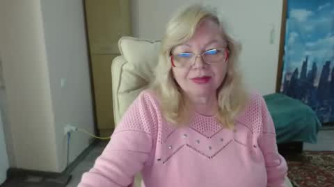 BarbaraBlondy online show from 02/10/25, 09:15
