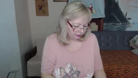 Snapshot of evelynloveshy chatting on 12/19/25, 12:12 BarbaraBlondy online show from 12/19/25, 12:12