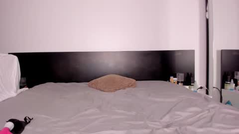 Evelyne online show from 10/01/25, 09:54