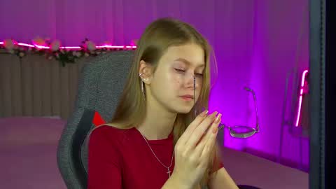 Eve online show from 09/11/25, 10:48