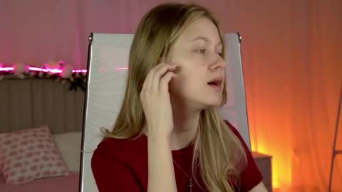 Snapshot of evemundie chatting on 04/20/26, 09:45 Eve online show from 04/20/26, 09:45