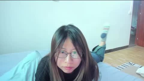 Snapshot of everhigh chatting on 01/05/25, 09:05 Coco online show from 01/05/25, 09:05