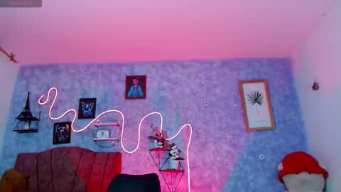 everlin__hot_ online show from 03/05/26, 11:28