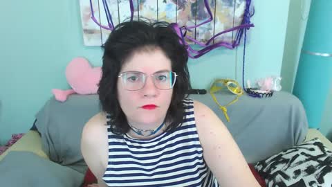 Everly online show from 12/11/24, 06:58