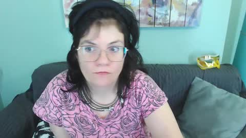 Everly online show from 01/11/25, 03:31