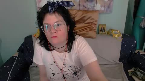 Everly online show from 10/20/25, 08:09