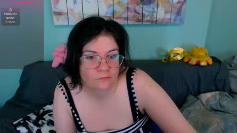 Snapshot of everly_rays chatting on 06/03/26, 04:12 Everly online show from 06/03/26, 04:12