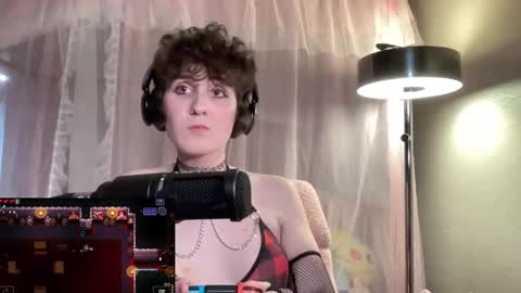 ever moore online show from 01/29/25, 04:47