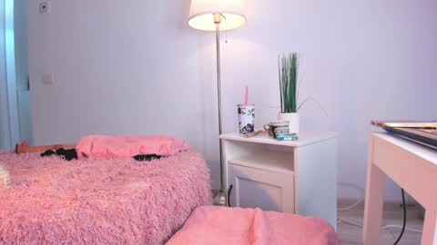 Snapshot of eves_bodyxxx chatting on 12/23/24, 09:59 Sensation Body online show from 12/23/24, 09:59