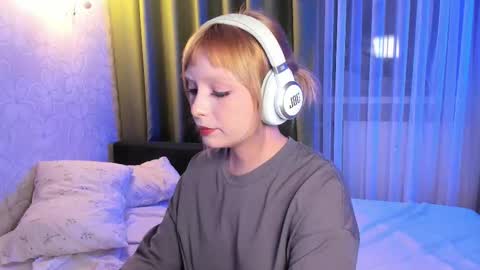 Forget me not eve on CB online show from 11/13/25, 12:09