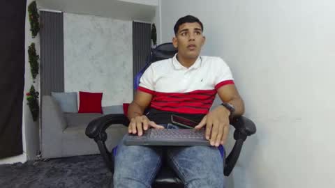 luis online show from 11/29/25, 10:13