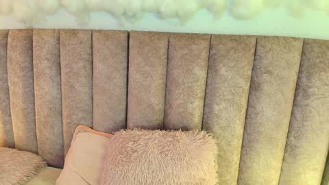 Evette online show from 04/07/26, 12:22