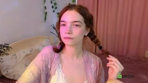 Snapshot of evi_brook chatting on 10/08/25, 11:08 evi_brook online show from 10/08/25, 11:08