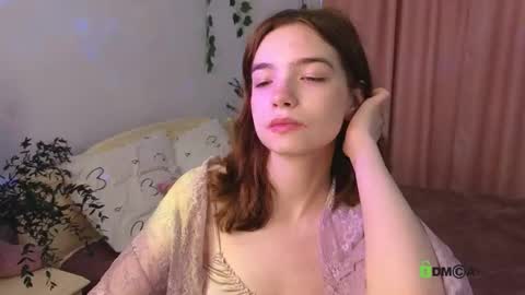 Snapshot of evi_brook chatting on 10/14/25, 06:36 evi_brook online show from 10/14/25, 06:36
