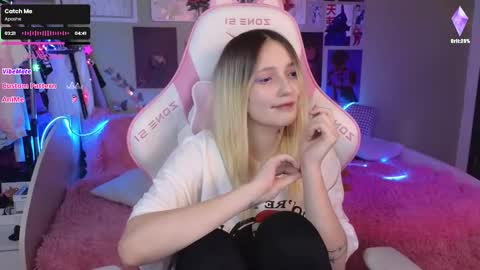 Evie online show from 12/14/24, 06:56