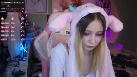 Evie online show from 02/03/25, 08:13