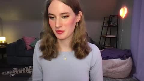 Evie3 online show from 02/25/25, 03:42