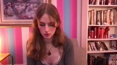 Evie3 online show from 09/17/25, 01:51