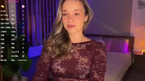 Snapshot of evielina chatting on 06/26/26, 11:53 evielina online show from 06/26/26, 11:53
