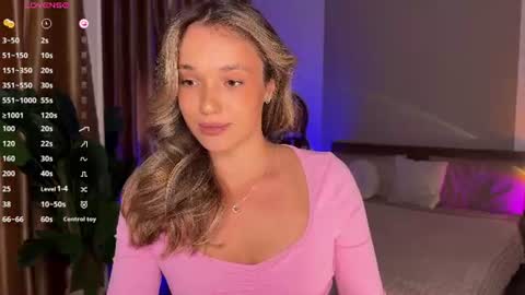 Snapshot of evielina chatting on 07/02/26, 03:23 evielina online show from 07/02/26, 03:23