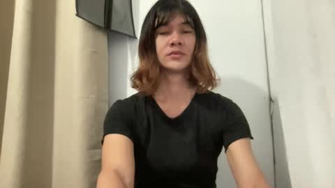 Snapshot of evielyn23 chatting on 02/25/26, 09:02 evielyn23 online show from 02/25/26, 09:02