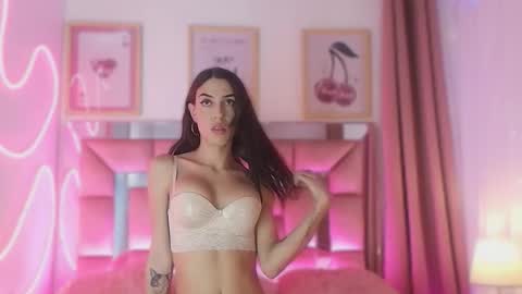 Annie online show from 11/08/25, 09:46