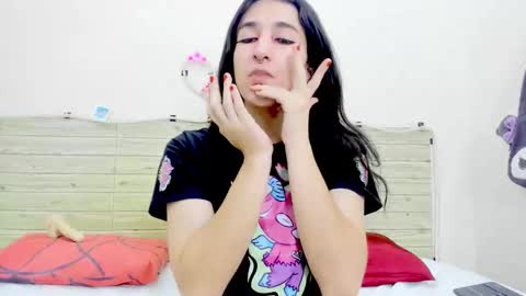 Snapshot of evil_marley chatting on 12/19/25, 08:27 Marley independent model online show from 12/19/25, 08:27